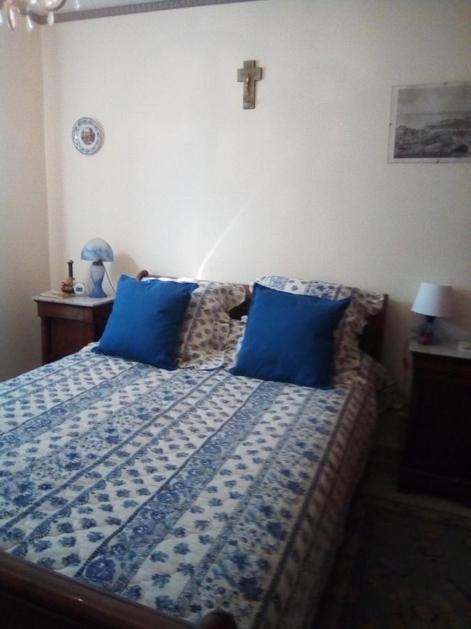 Bed and Breakfast Chez Régine et Grégoire Marsiglia Esterno foto